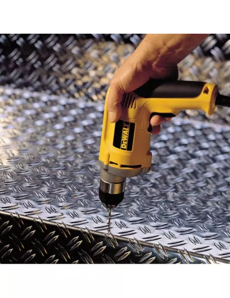 Perceuse Dewalt 675 W 10mm
