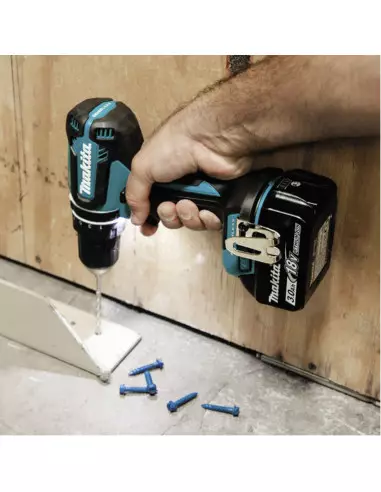 Perceuse Visseuse À Percussion Makita 18 V + 2...