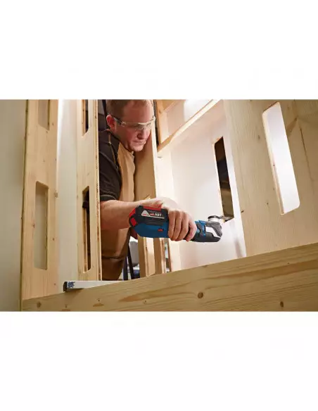 Découpeur Ponceur Sans Fil Bosch Gop 18v-28 + 2 Batteries Procore 4ah + Chargeur Gal18v