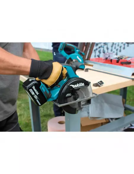 Scie Circulaire À Métaux 18v Makita 2x4ah Dcs550rmj Makpac