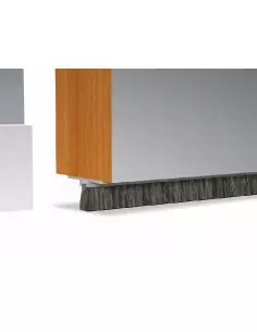 Bas de porte en aluminium L’Invisible / DBS